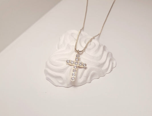 CROSS NECKLACE