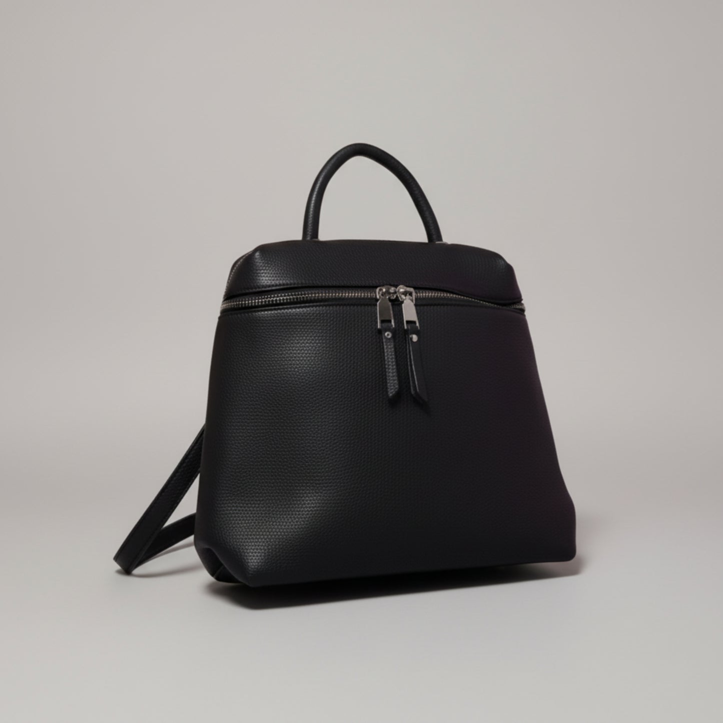 BORSA ZAINO 3 IN 1 - A MANO, ZAINO O TRACOLLA NERO