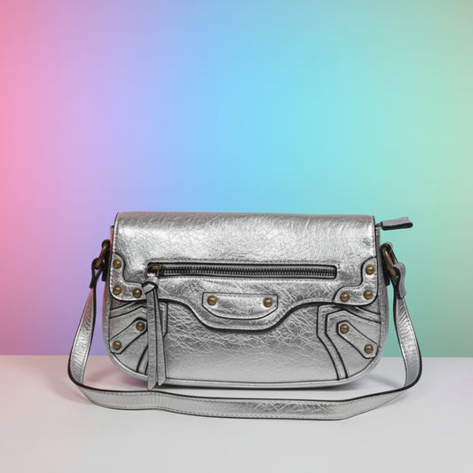 BORSA FASHION CON BORCHIE E DOPPIA TRACOLLA - GIOVANE E TRENDY