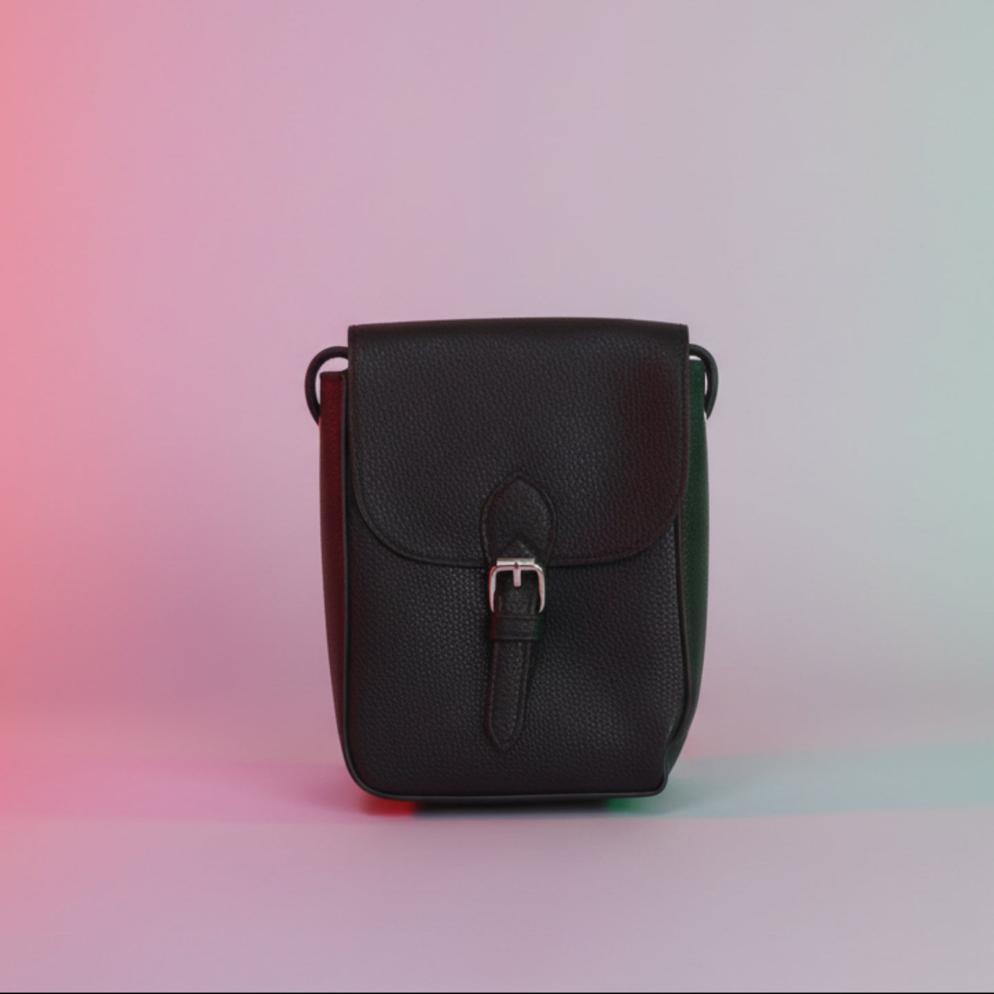 BORSETTINA STILE MARSUPIO CON TRACOLLA-COMPATTA E TRENDY