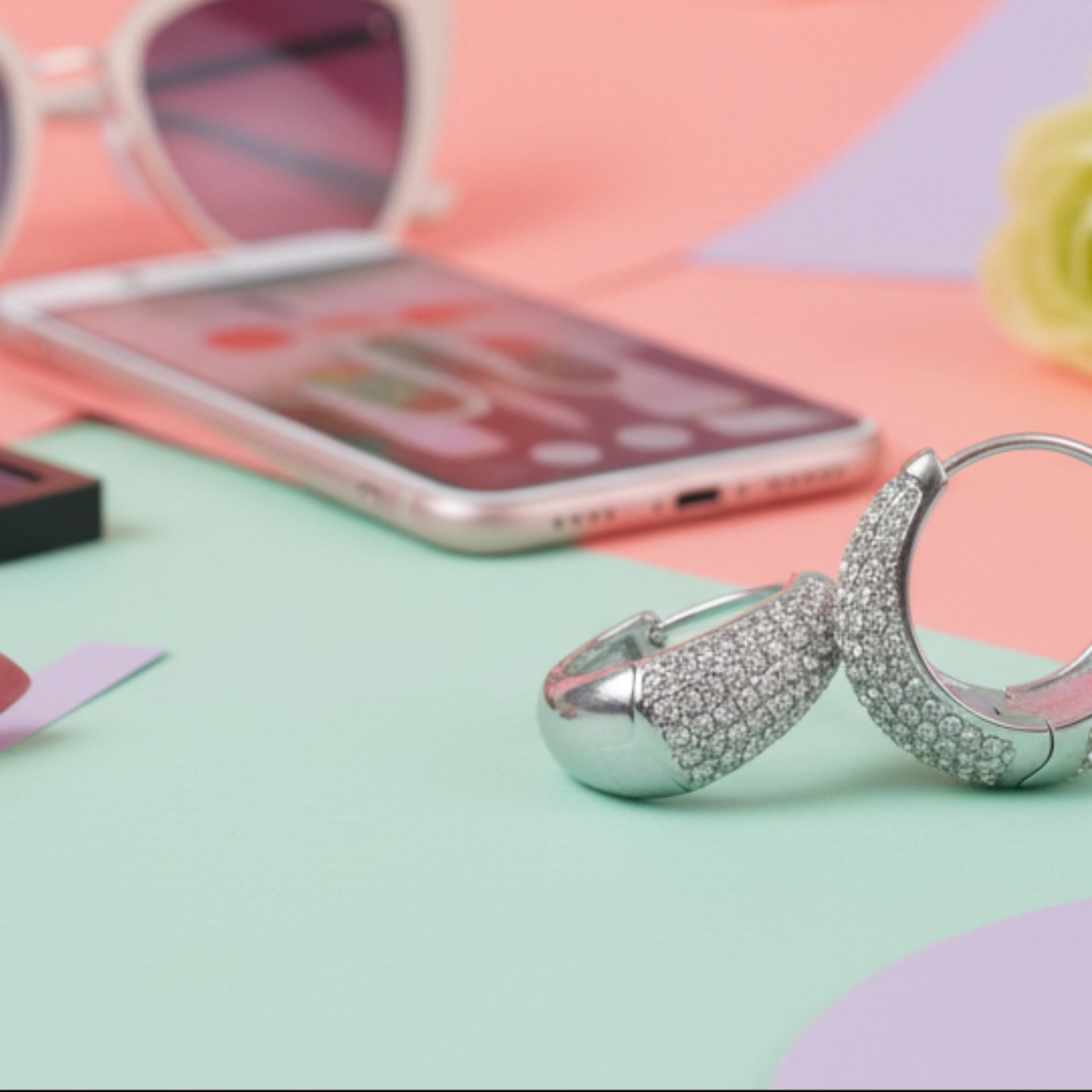 ORECCHINI LUCE A CERCHIO SMALL CON BRILLANTINI IN ACCIAIO SILVER