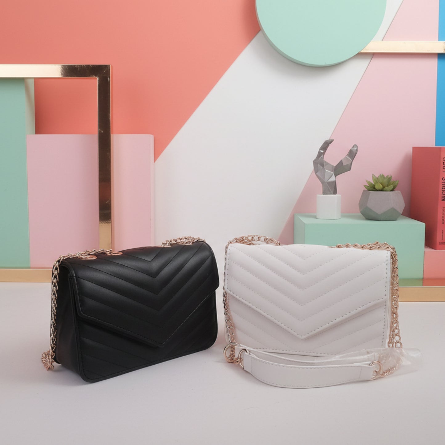 MINI BAG CHIC CON CATENA GOLD