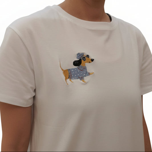 T-SHIRT BIANCA CON BASSOTTO RICAMATO - MADE IN ITALY - COTONE STRETCH