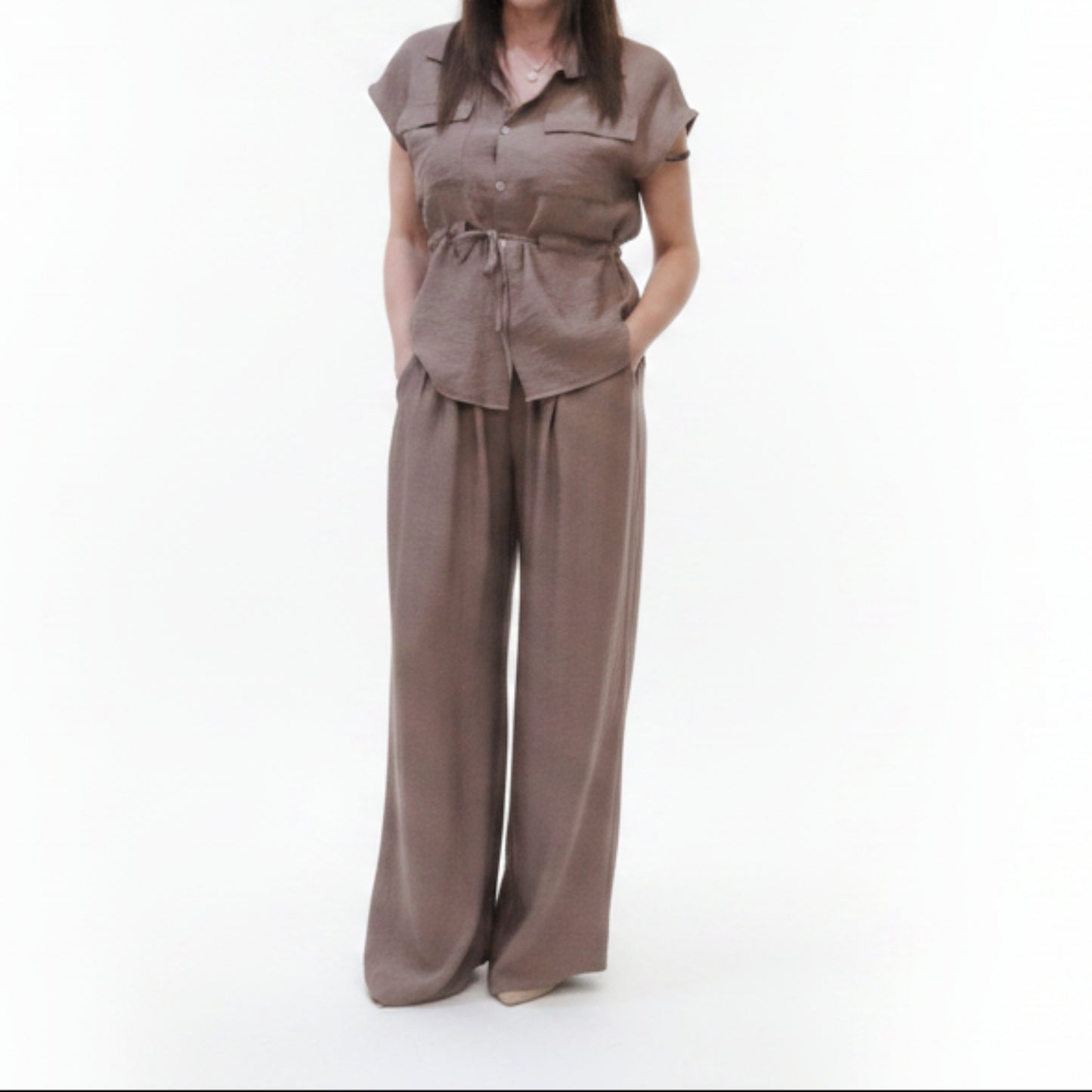 COMPLETO ESTIVO FRESCO E LEGGERO, CAMICIA REGOLABILE + PANTALONE LARGO VITA ELASTICA (S-L)