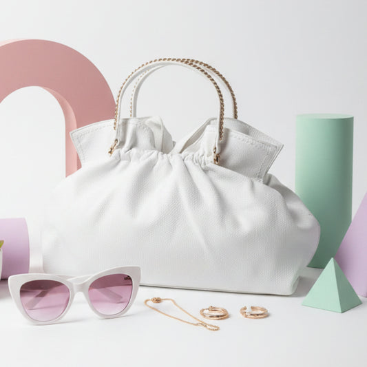 BORSA GRANDE FASHION BIANCA CON DETTAGLI GOLD E TRACOLLA REMOVIBILE
