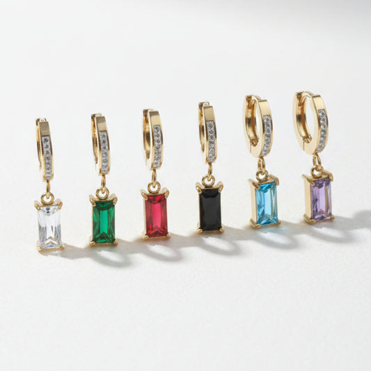 ORECCHINO SINGOLO COLORI DELICATI IN ACCIAIO GOLD CON PUNTI LUCE