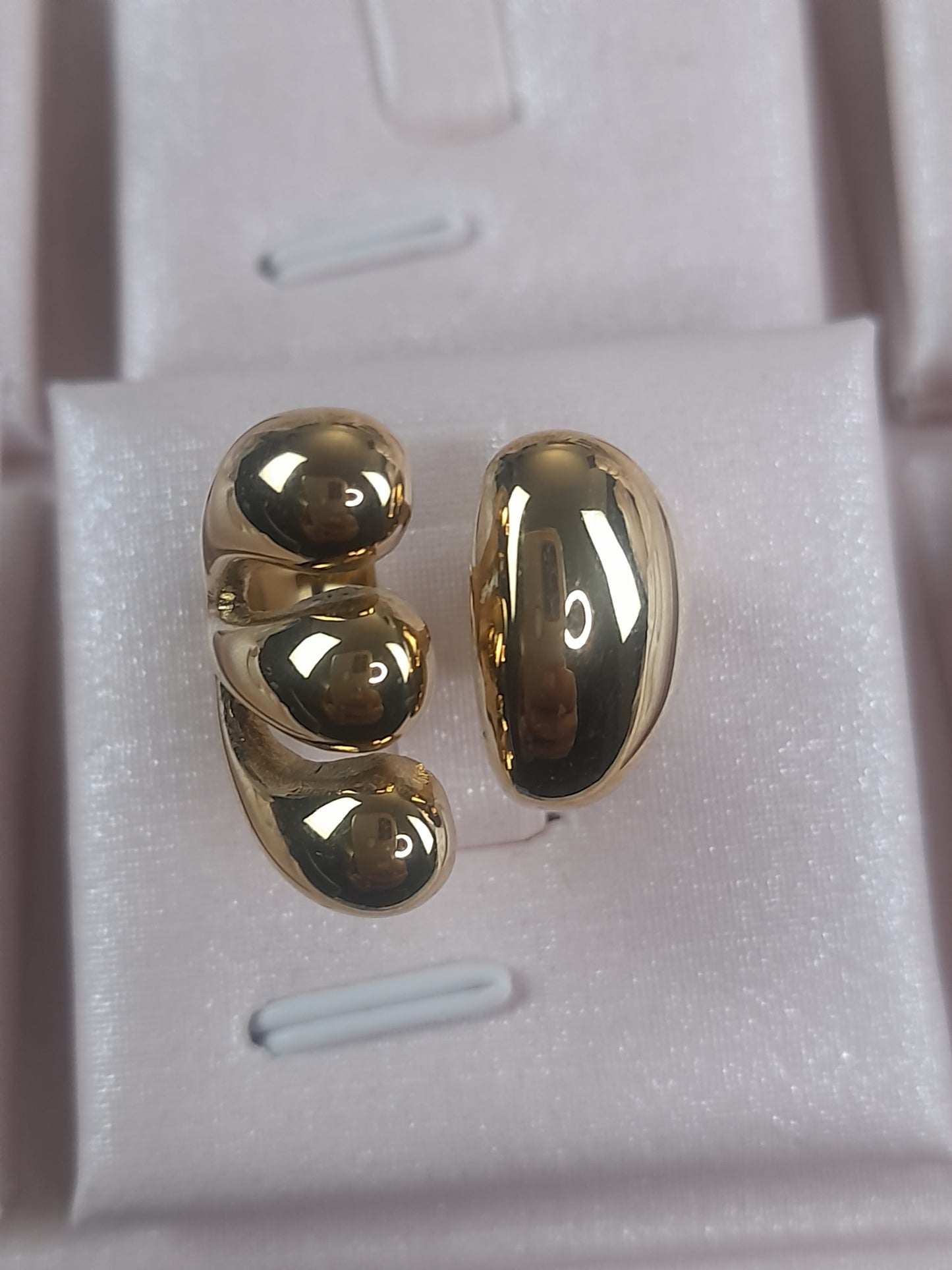 Anello