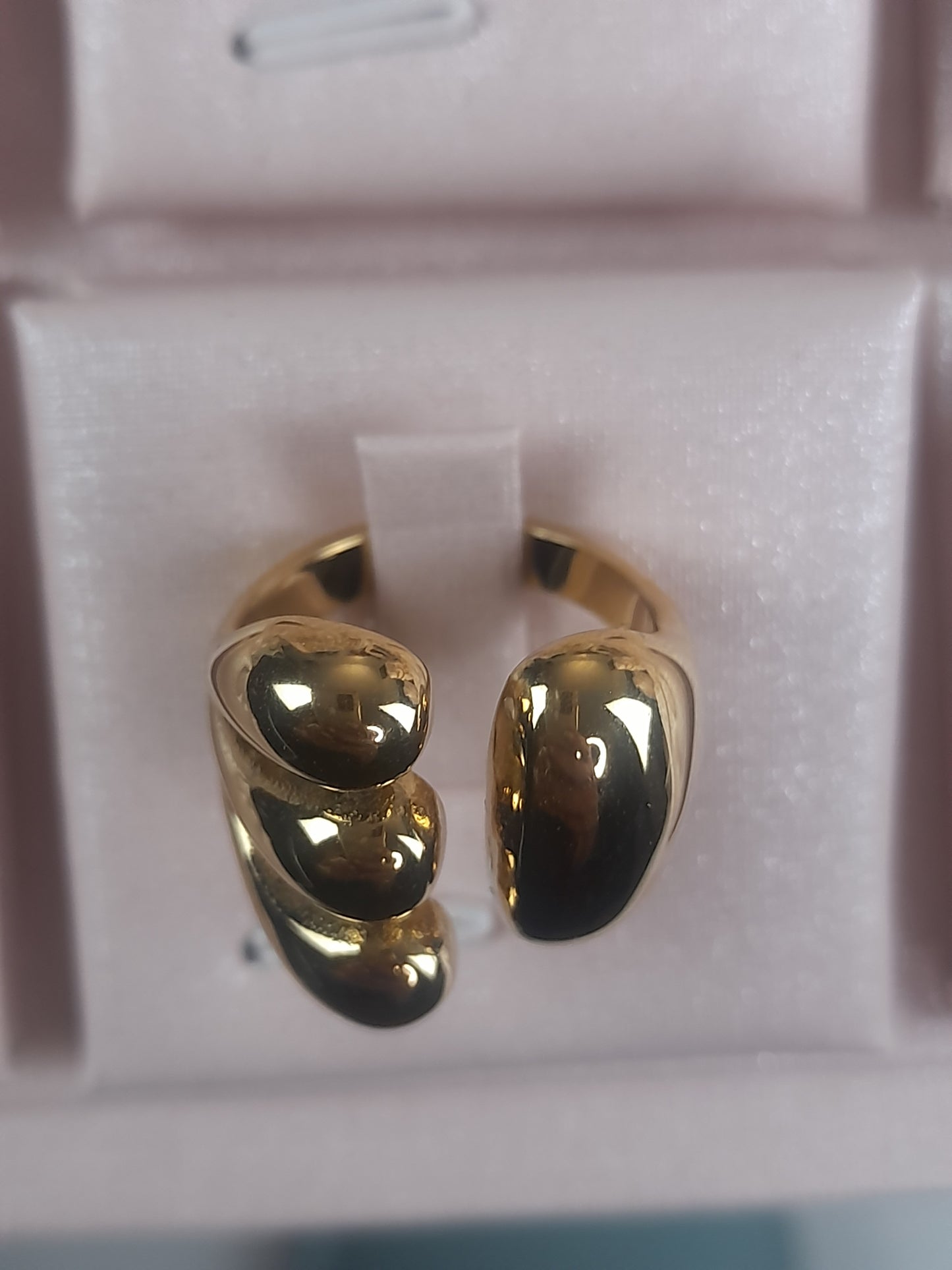 Anello