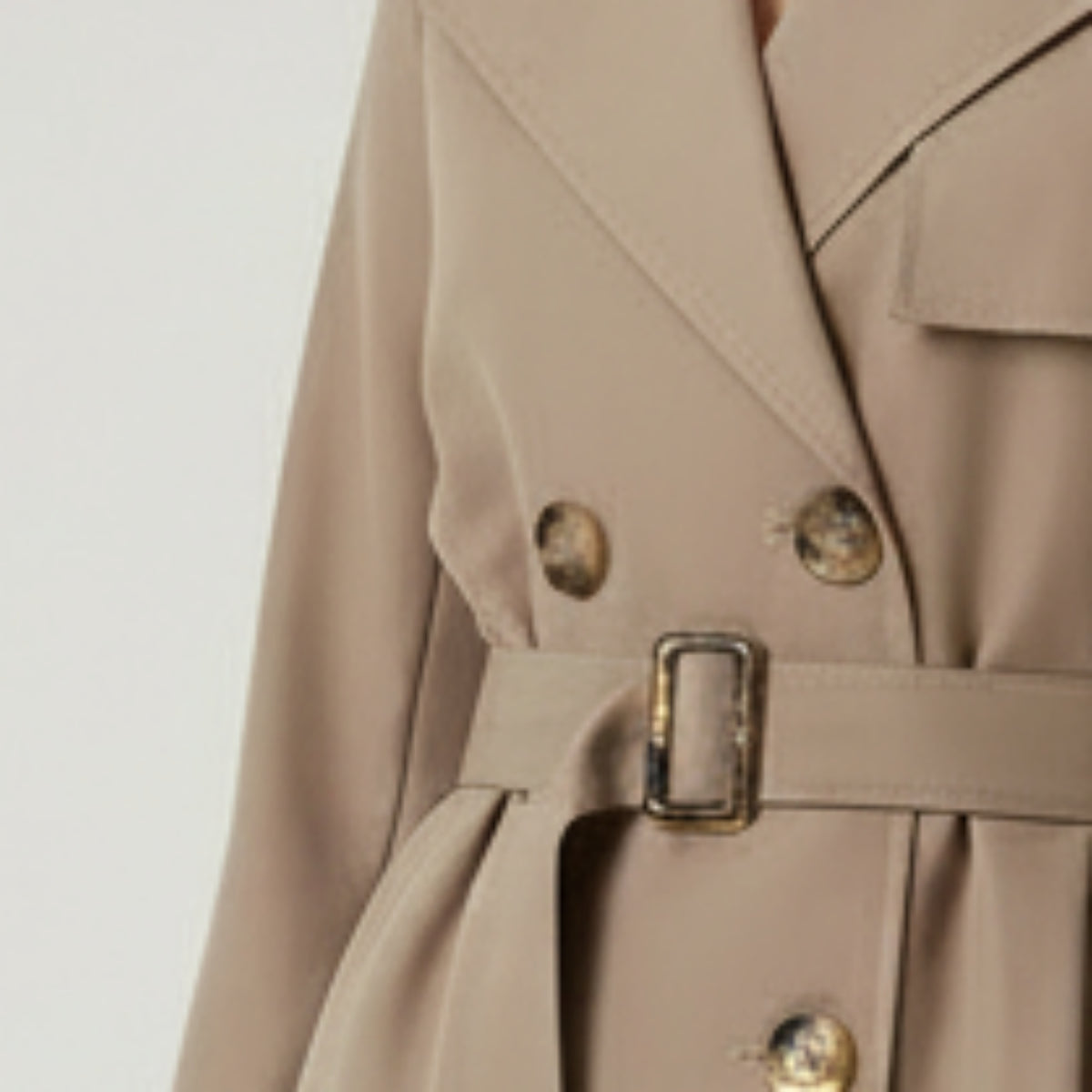 TRENCH BEIGE DI SUPER TENDENZA